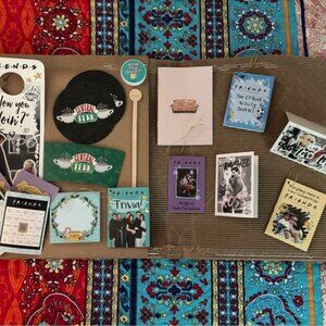Friends TV Show Memorabilia Collection, Christmas Theme